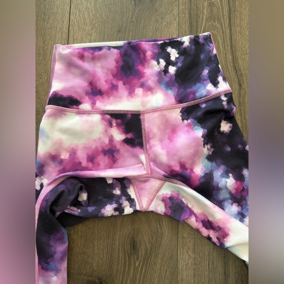 Lululemon Women’s Athletic Leggings Size 4 - Picture 6 of 10